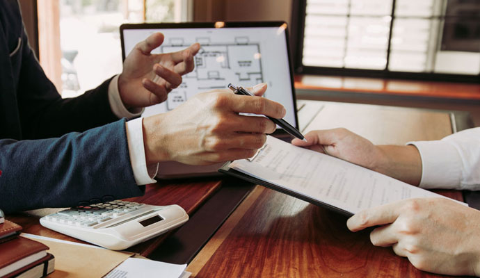 services-02 insurance-for-consultants